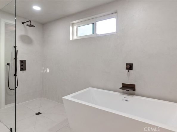 5166 Marmol Drive, Woodland Hills CA 91364