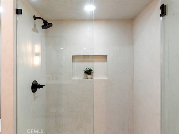 5166 Marmol Drive, Woodland Hills CA 91364