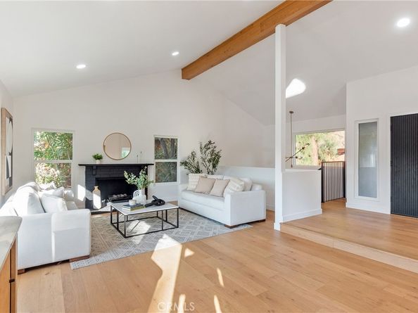 5166 Marmol Drive, Woodland Hills CA 91364