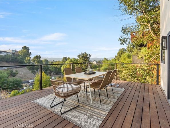 5166 Marmol Drive, Woodland Hills CA 91364