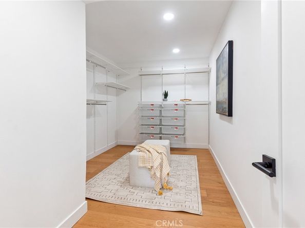 5166 Marmol Drive, Woodland Hills CA 91364