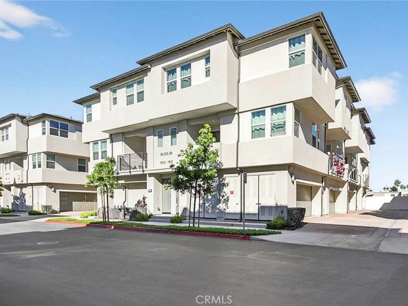 1615 W Bushell, Anaheim CA 92805