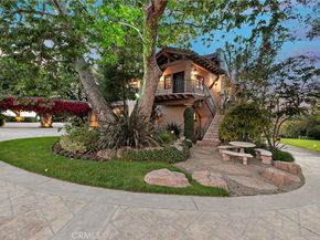 1875 La Cuesta, North Tustin CA 92705