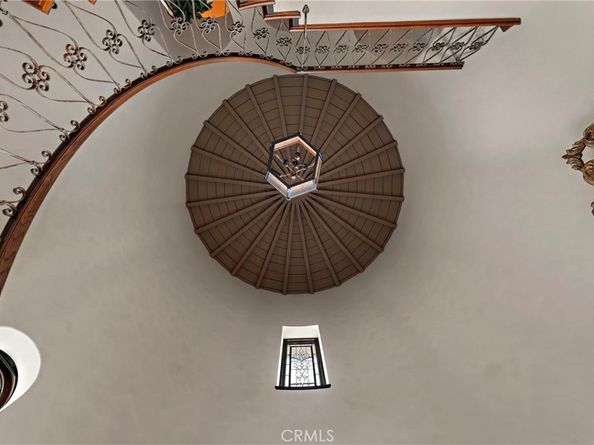 1875 La Cuesta, North Tustin CA 92705