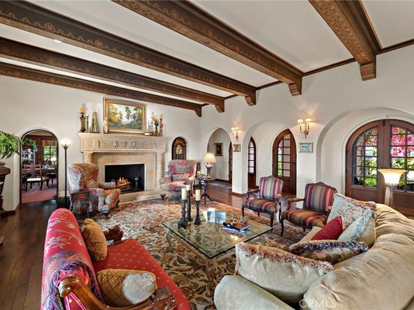 1875 La Cuesta, North Tustin CA 92705