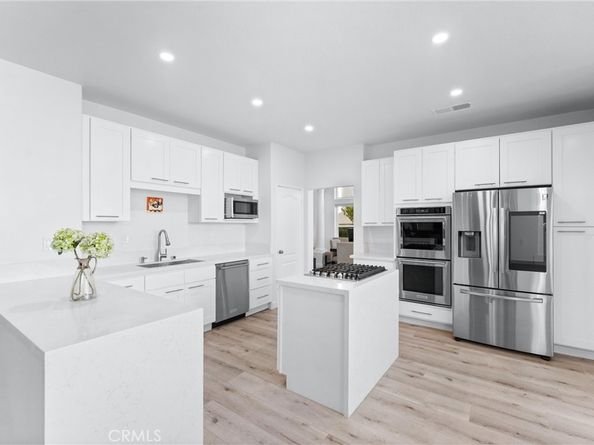 27088 Ironwood Drive, Laguna Hills CA 92653