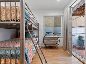 60 Santa Ana Avenue, Long Beach CA 90803