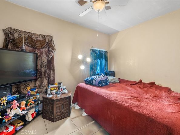 138 W Gage Avenue, Los Angeles CA 90003
