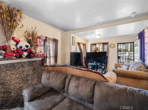 138 W Gage Avenue, Los Angeles CA 90003