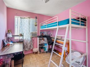 138 W Gage Avenue, Los Angeles CA 90003