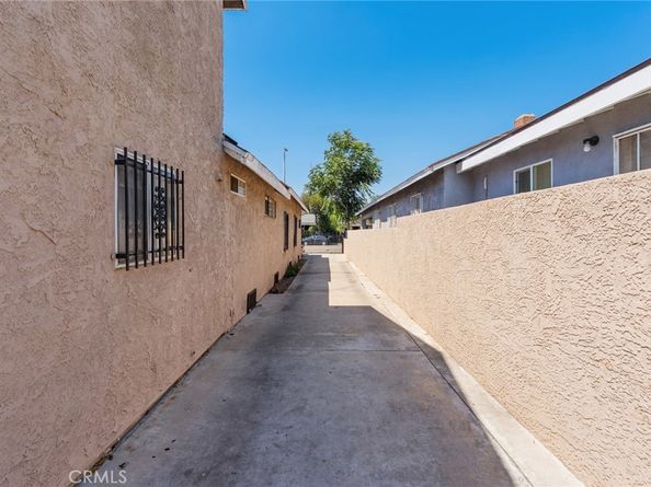 138 W Gage Avenue, Los Angeles CA 90003