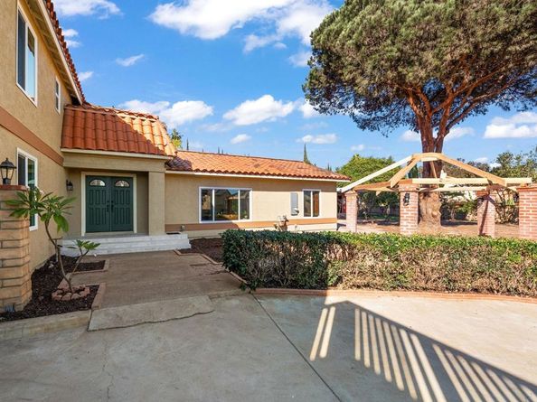 5405 Romega Court, Bonita CA 91902