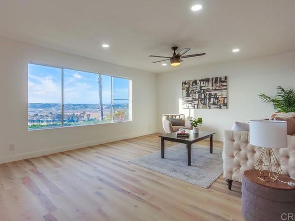 3606 Vista Rey 21, Oceanside CA 92057