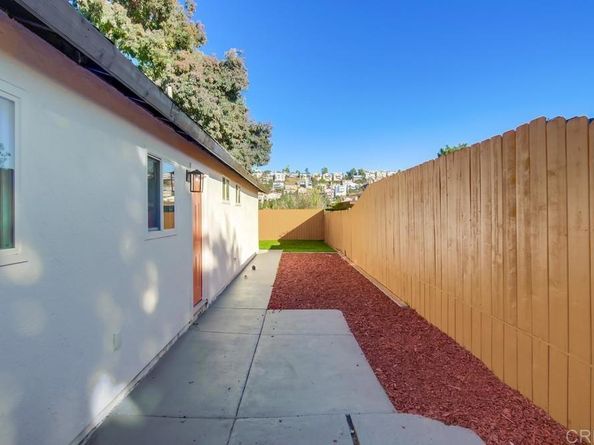 1211 La Presa Avenue, Spring Valley CA 91977