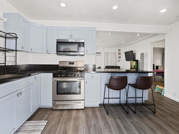 10517 S Normandie Ave., Los Angeles CA 90044