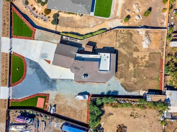 10473 Towns, Lakeside CA 92040