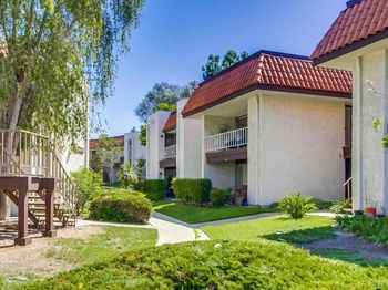 6878 Navajo Rd