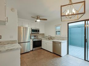 1222 River Glen Row 65, San Diego CA 92111