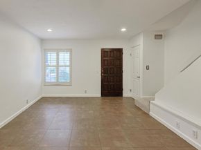 1222 River Glen Row 65, San Diego CA 92111