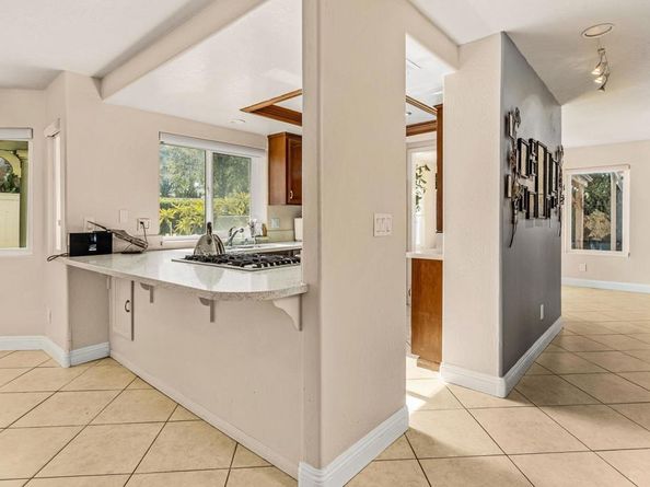 5304 Lavade Ln, Bonita CA 91902