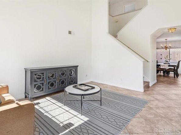 1527 Avenida Rosa, Chula Vista CA 91911