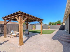 3996 Hatton St, San Diego CA 92111