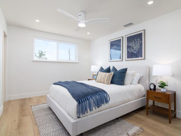 3996 Hatton St, San Diego CA 92111