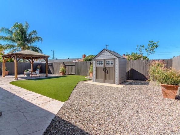 3996 Hatton St, San Diego CA 92111