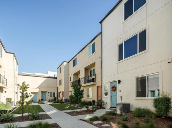 5232 Beachfront Cove Street 73, San Diego CA 92154