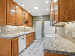 13218 Lakeview Granada Dr, Lakeside CA 92040