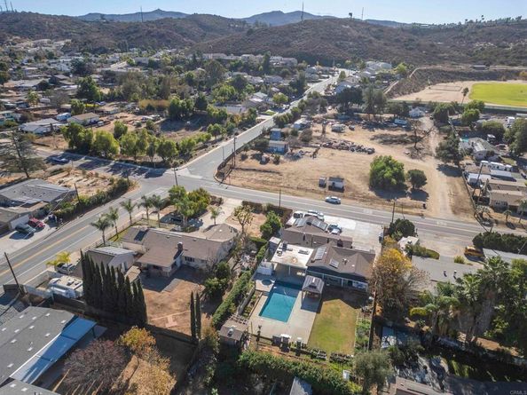 13138 Julian Ave, Lakeside CA 92040