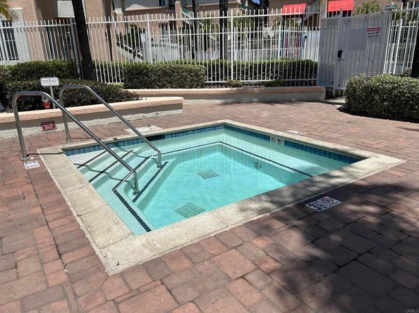 11422 Via Rancho San Diego 84, El Cajon CA 92019