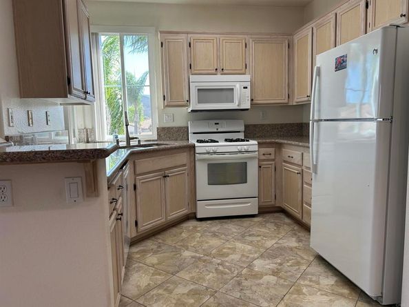 11422 Via Rancho San Diego 84, El Cajon CA 92019