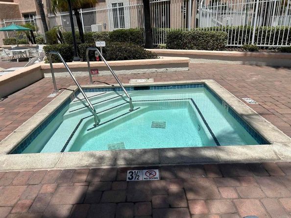 11422 Via Rancho San Diego 84, El Cajon CA 92019