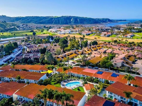 2323 Caringa Way 16, Carlsbad CA 92009
