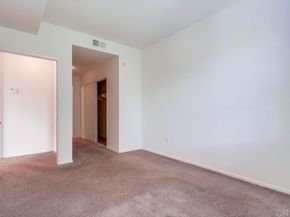 14530 Camino De La Luna 1, San Diego CA 92127