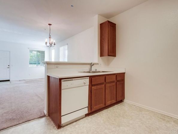 14530 Camino De La Luna 1, San Diego CA 92127