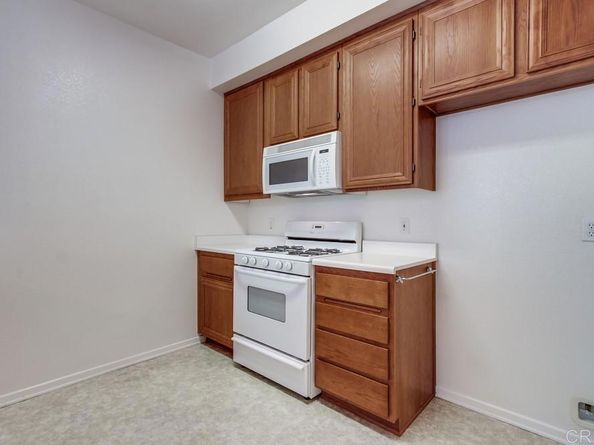 14530 Camino De La Luna 1, San Diego CA 92127