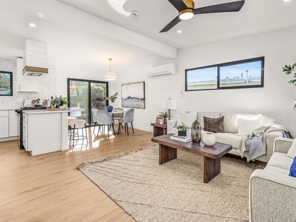 4725 Conrad, San Diego CA 92117