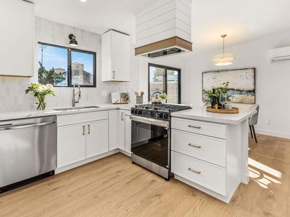 4725 Conrad, San Diego CA 92117