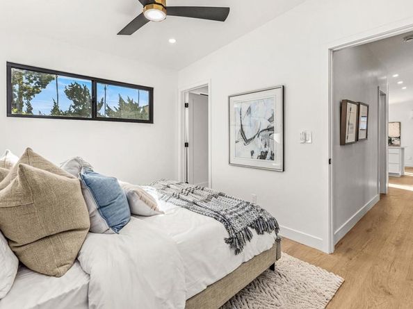 4725 Conrad, San Diego CA 92117