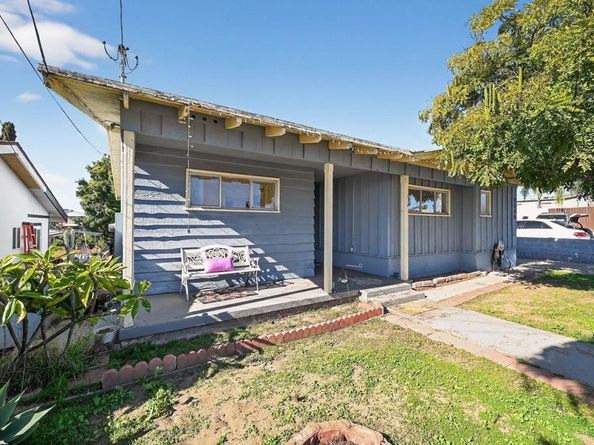 2568 Roseview Place, San Diego CA 92105