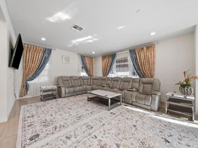 1251 S Magnolia Avenue, El Cajon CA 92020