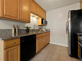 9528 Carroll Canyon Rd 223, San Diego CA 92126