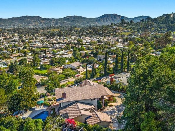 1605 Vista Del Valle, El Cajon CA 92019