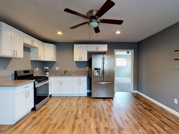 936 W 78th Street, Los Angeles CA 90044