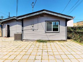 936 W 78th Street, Los Angeles CA 90044