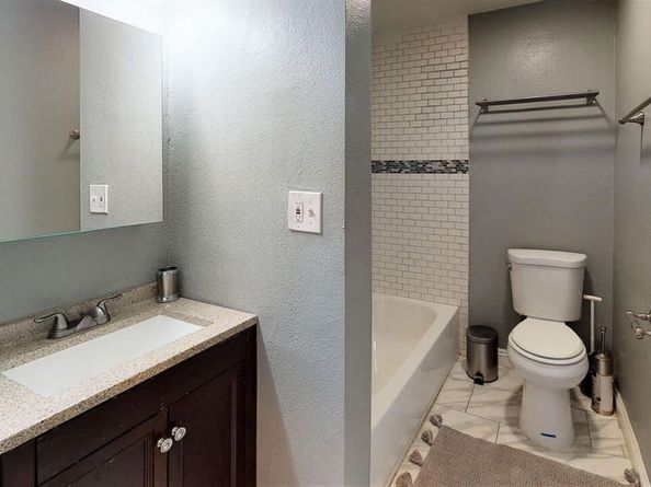 936 W 78th Street, Los Angeles CA 90044