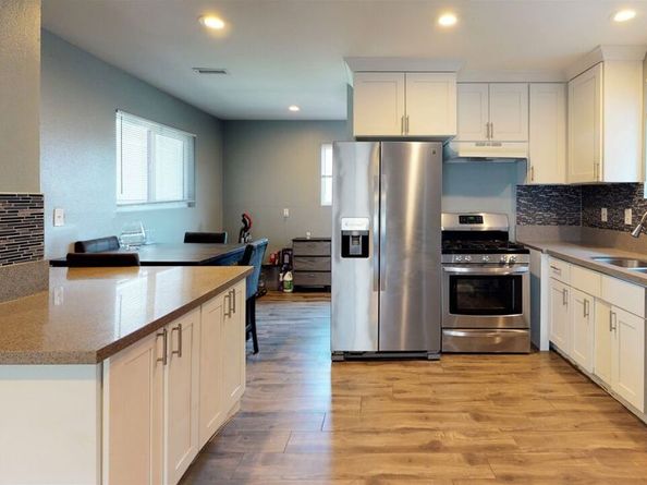 936 W 78th Street, Los Angeles CA 90044