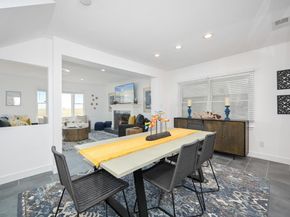 206 E Oceanfront, Newport Beach CA 92661